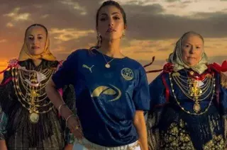 La UD Ibiza y el ‘sold out’ de su camiseta ‘prematch’