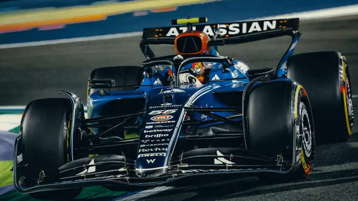 As赤 queda la parrilla de salida del GP de Arabia, con Sainz 6? y Alonso, 13?