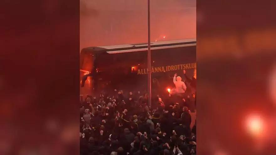 Pura pasión: Así abre la liga el AIK Fotboll