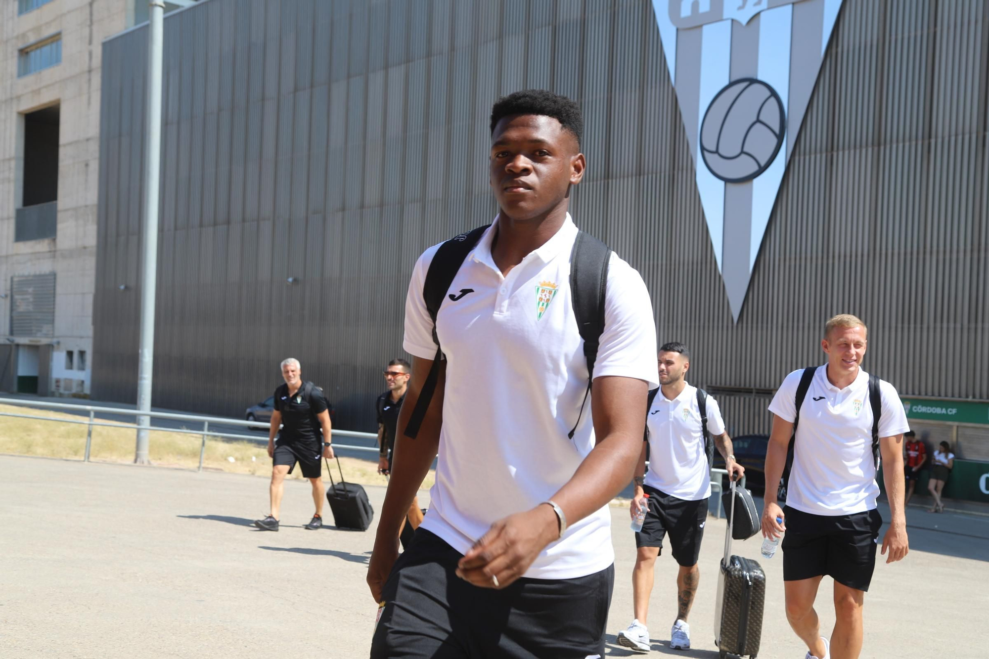 El Córdoba CF pone rumbo a su concentración en Oliva