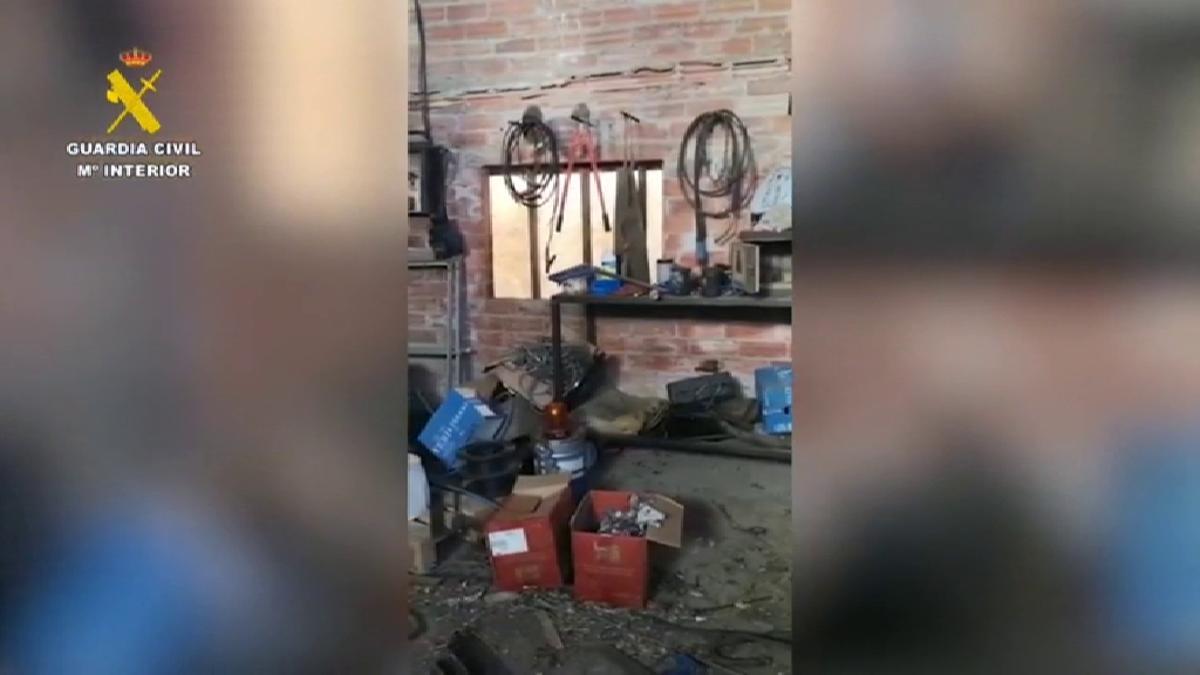 Cae un taller clandestino con casi 500 kilos de material para fabricar explosivos en Barcelona