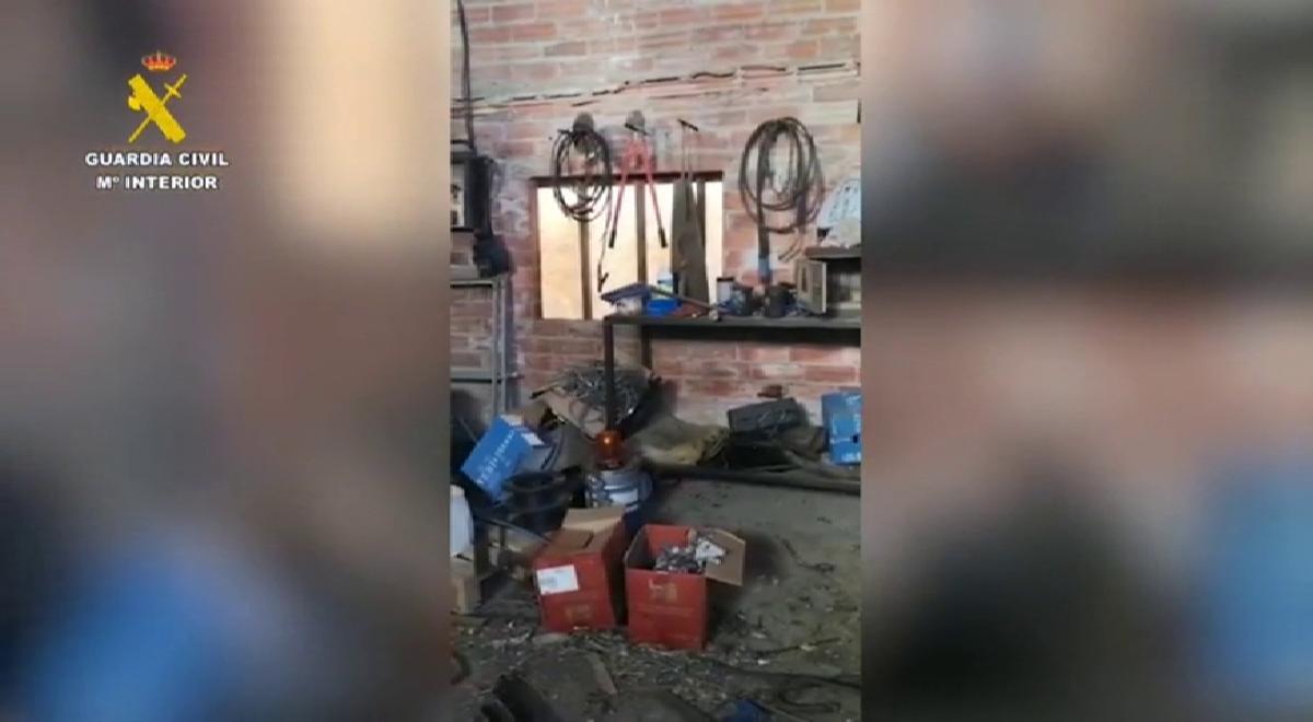 Cae un taller clandestino con casi 500 kilos de material para fabricar explosivos en Barcelona