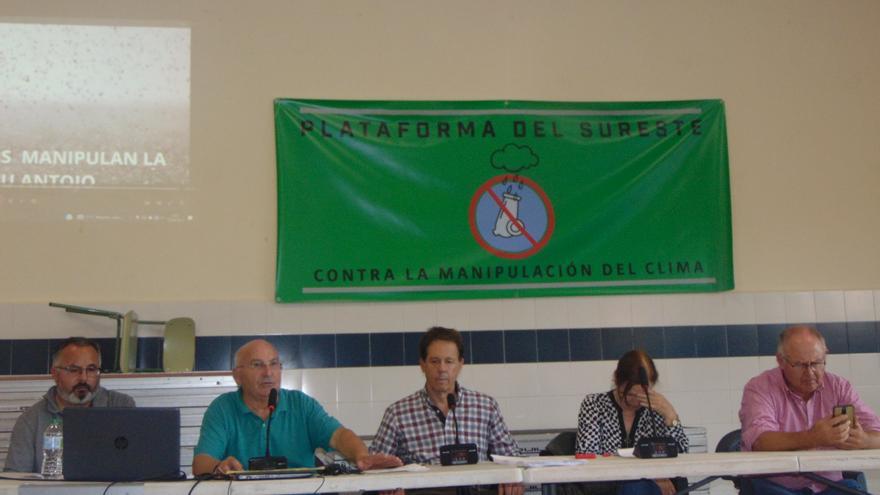 Agricultores de Aragón se interesan por la plataforma del Sureste contra la manipulación del clima