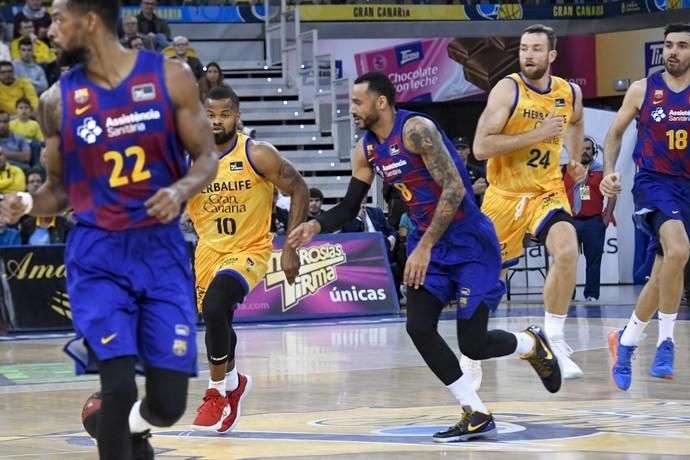 09-02-20 DEPORTES. PABELLON GRAN CANARIA ARENAS. SIETE PALMAS. LAS PALMAS DE GRAN CANARIA. Partido de baloncesto entre los equipos del Herbaife GC y el Barcelona.    Fotos: Juan Castro.