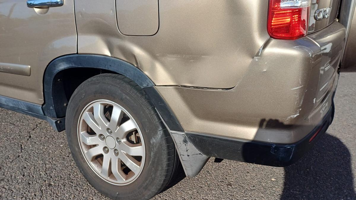 Daños en un coche en Adeje