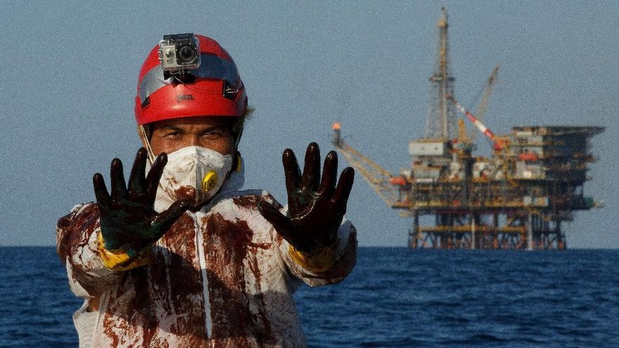 Las petroleras europeas &quot;mienten&quot; sobre la reducción de gases contaminantes, denuncia Greenpeace
