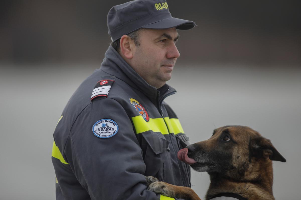 Romanian Disaster Response Units leave for Turkey in order to provide earthquake relief