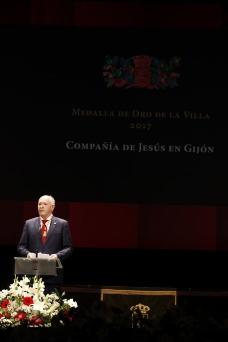 Entrega de medallas y distinciones de Gijón