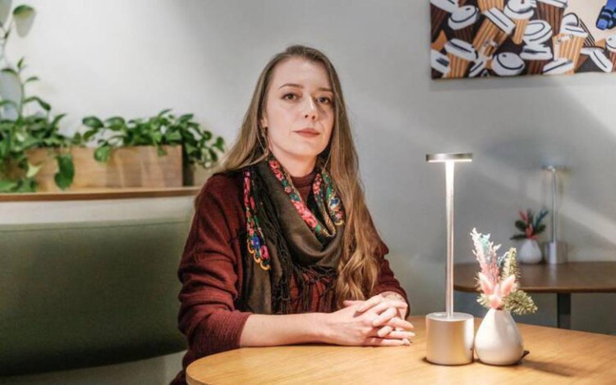 Yulia Musakovska es una de las poetisas que se incluyen en el especial sobre poesía ucraniana