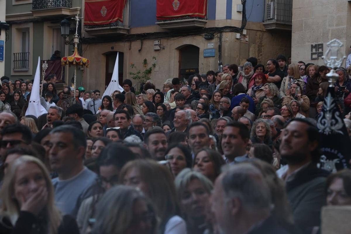 Martes Santo en Alicante 2026: Procesión de la Hermandad del Cristo del Mar y la Virgen de los Dolores Coronada Martes Santo en Alicante 2026: Procesión de la Hermandad del Cristo del Mar y la Virgen de los Dolores Coronada