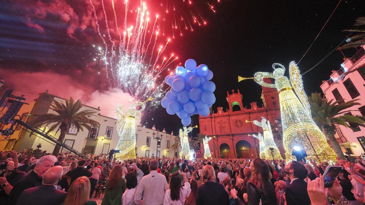 Encendido de la luces de Navidad en la Plaza de Santa Ana en 2024.