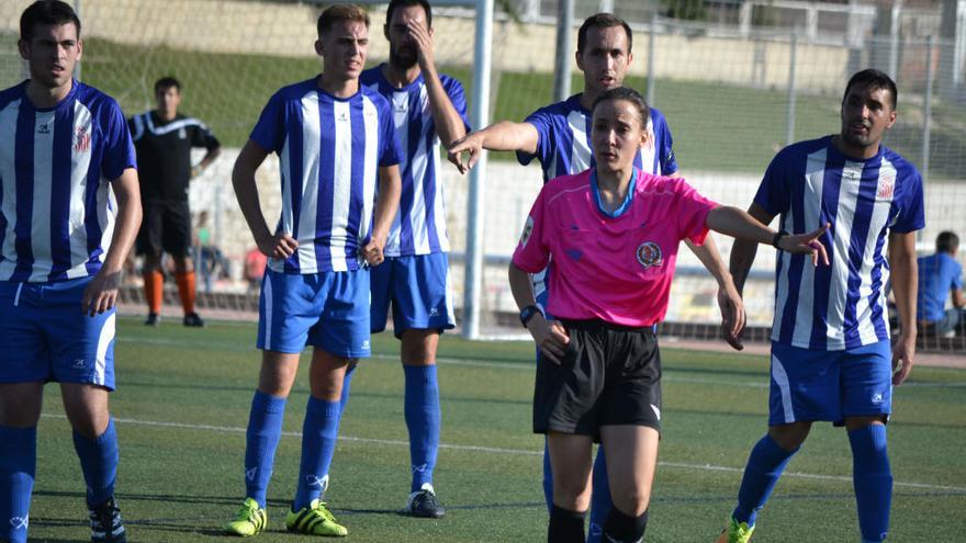 María Romero, durante un partido en Elda.