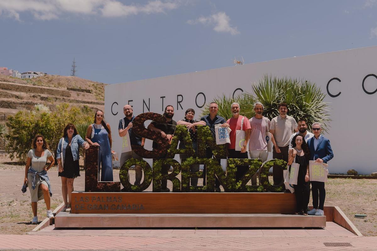 Foto de familia del encuentro en San Lorenzo entre las candidaturas LPGC'31 y Potries (Valencia) junto a agentes culturales de distinas islas