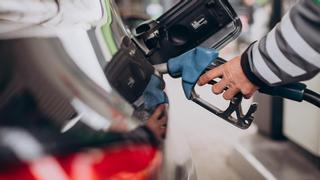 Así puedes evitar que te estafen a la hora de llenar el depósito de tu coche
