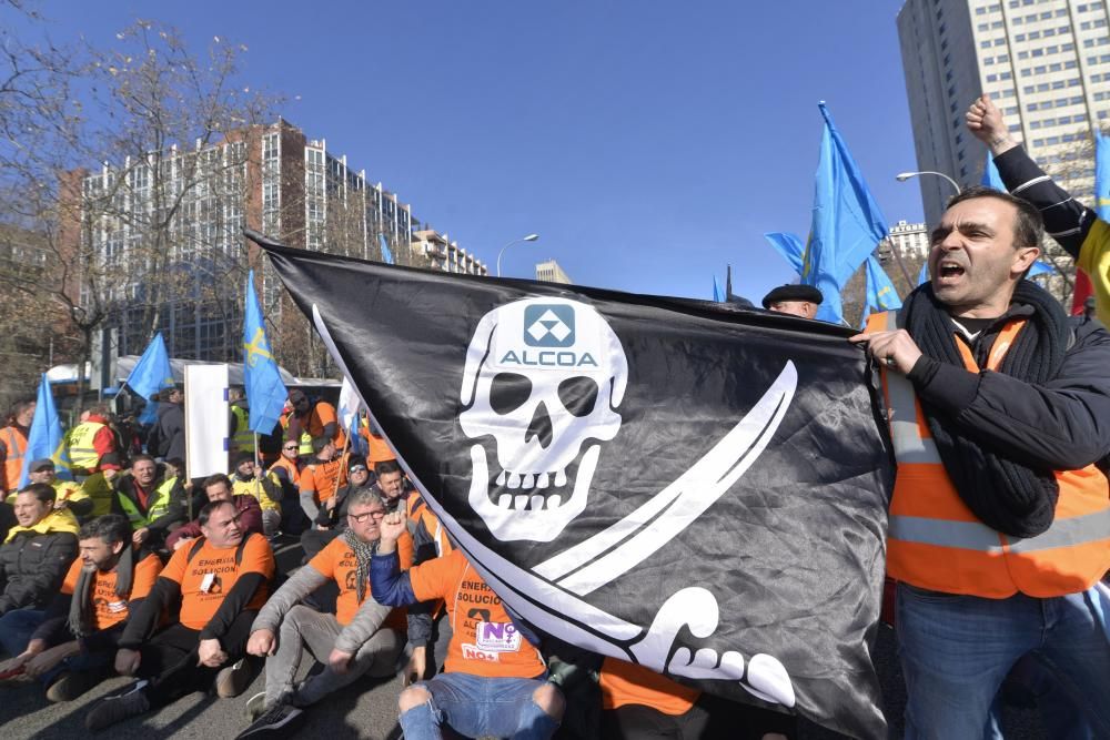 Manifestación de trabajadores de Alcoa en Madrid