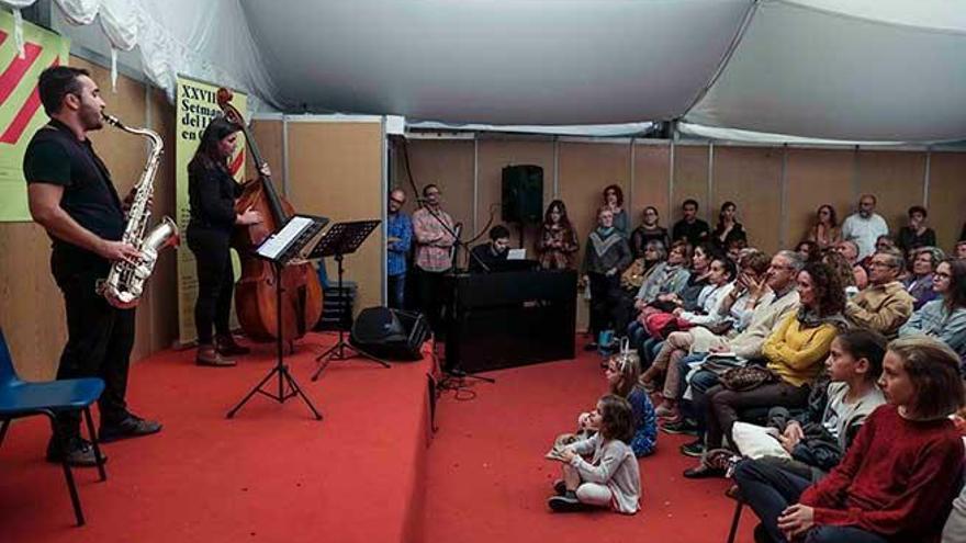 Los profesores de la Escola de Música Ireneu Segarra clausuraron ayer la Setmana.