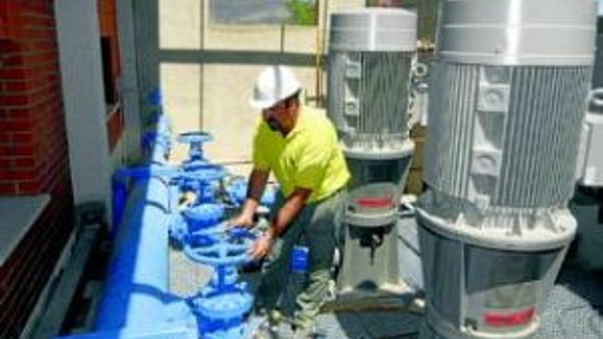 Siguen los cortes de agua en plasenzuela, pese al trasvase