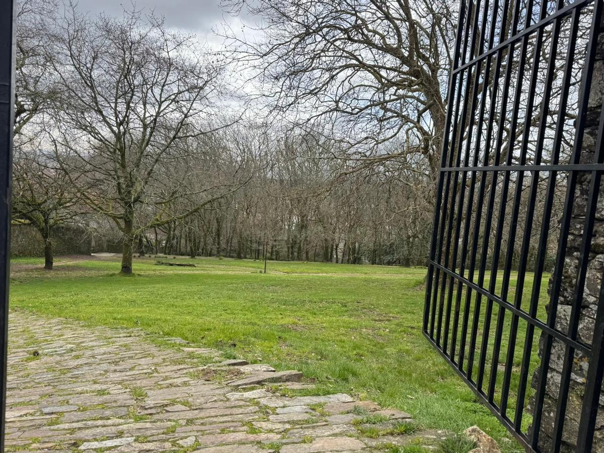 El parque de Bonaval reabrió ayer sus puertas al público