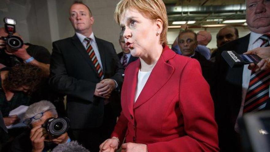 Sturgeon va prometre «escoltar» els votants