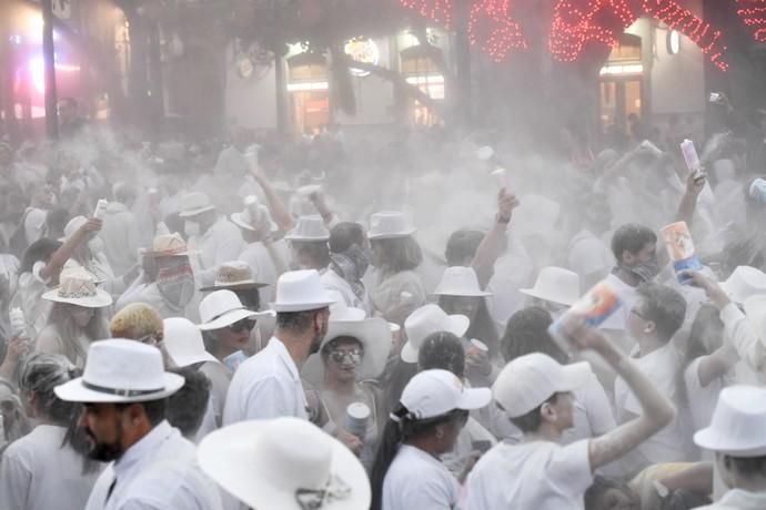 LAS PALMAS DE GRAN CANARIA  04-03-19  LAS PALMAS DE GRAN CANARIA. CARNAVAL 2019 LAS PALMAS DE GRAN CANARIA. Carnaval tradicional LPGC 2019. Polvos. FOTOS: JUAN CASTRO