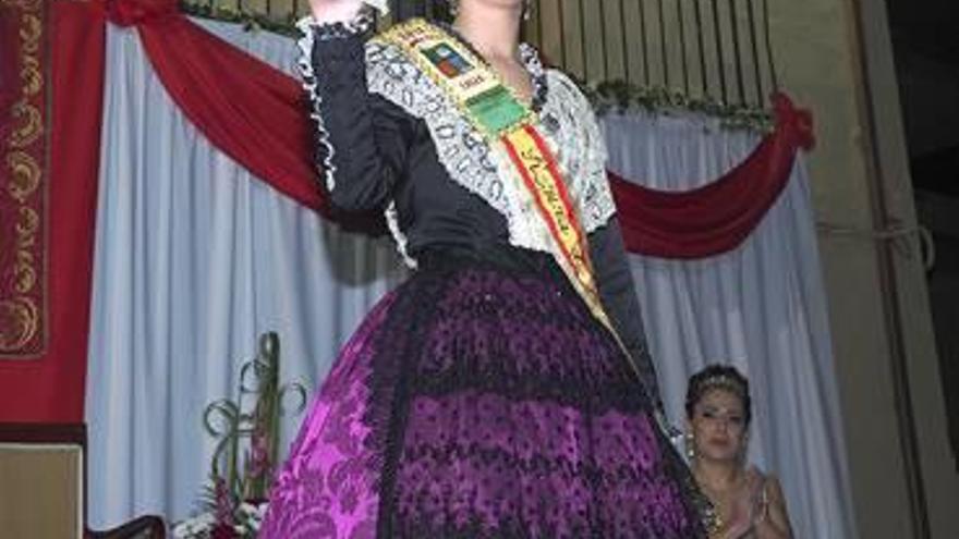 Ariadna Ramos es proclamada reina de Tales