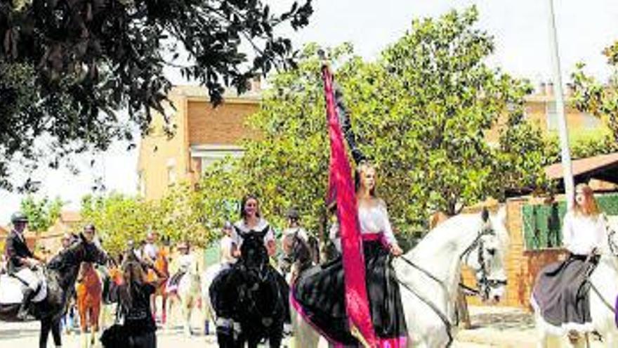 La calor és protagonista en la tornada dels Tres Tombs de Sant Fruitós | J. GRANDIA