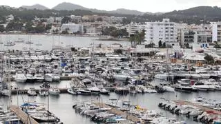 Puertos de Baleares autoriza cinco nuevos testeros en el puerto deportivo de Santa Eulària