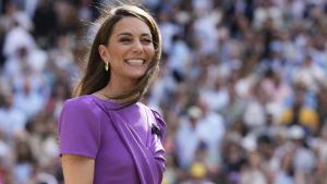 La princesa Catalina en el torneo de Wimbledon, el pasado julio, en una de sus escasas apariciones públicas en la que le entregó el trofeo a Carlos Alcaraz. 