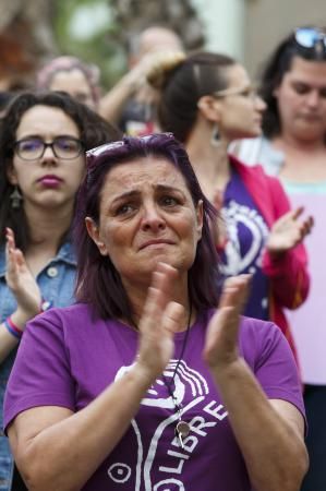 19.06.18. Las Palmas de Gran Canaria.  Un centenar de personas se concentran en Las Palmas de Gran Canaria para mostrar su rechazo ante la puesta en libertad provisional de 'La Manada'. Plaza de La Feria. Foto Quique Curbelo  | 21/06/2018 | Fotógrafo: Quique Curbelo