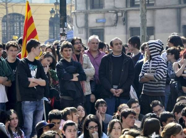 Imágenes de la jornada de huelga estudiantil en Zaragoza