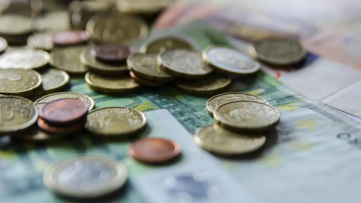 La Agencia Tributaria no puede embarte todo el salario.