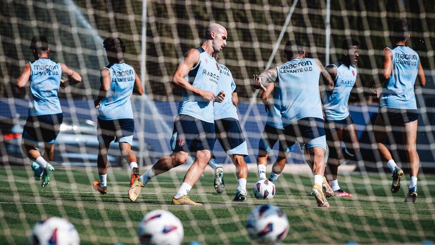 La convocatoria del Levante contra el Oviedo