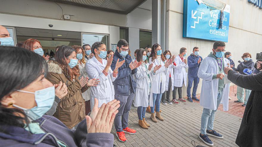 La Generalitat excluye al personal laboral del Hospital de Torrevieja del proceso de consolidación