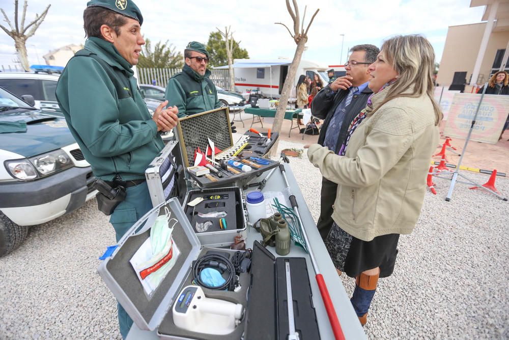 Exhibición policial en Granja de Rocamora