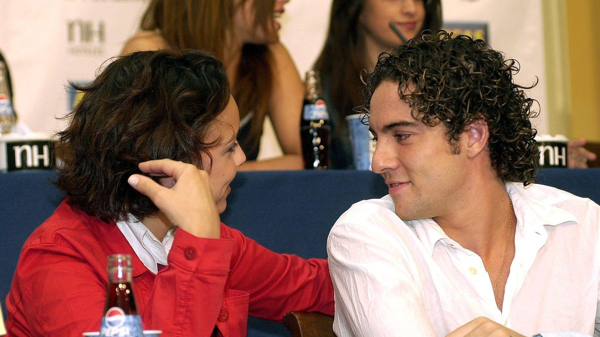 Chenoa le devuelve la cobra a David Bisbal en el aniversario más especial de 'Operación Triunfo'