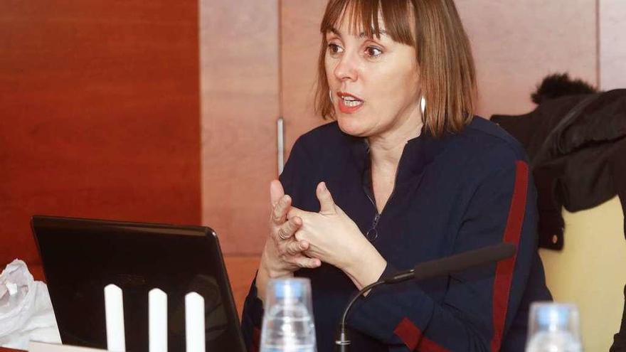 Teresa Orengo Caus, durante una intervención en una academia de Ciencias Médicas.