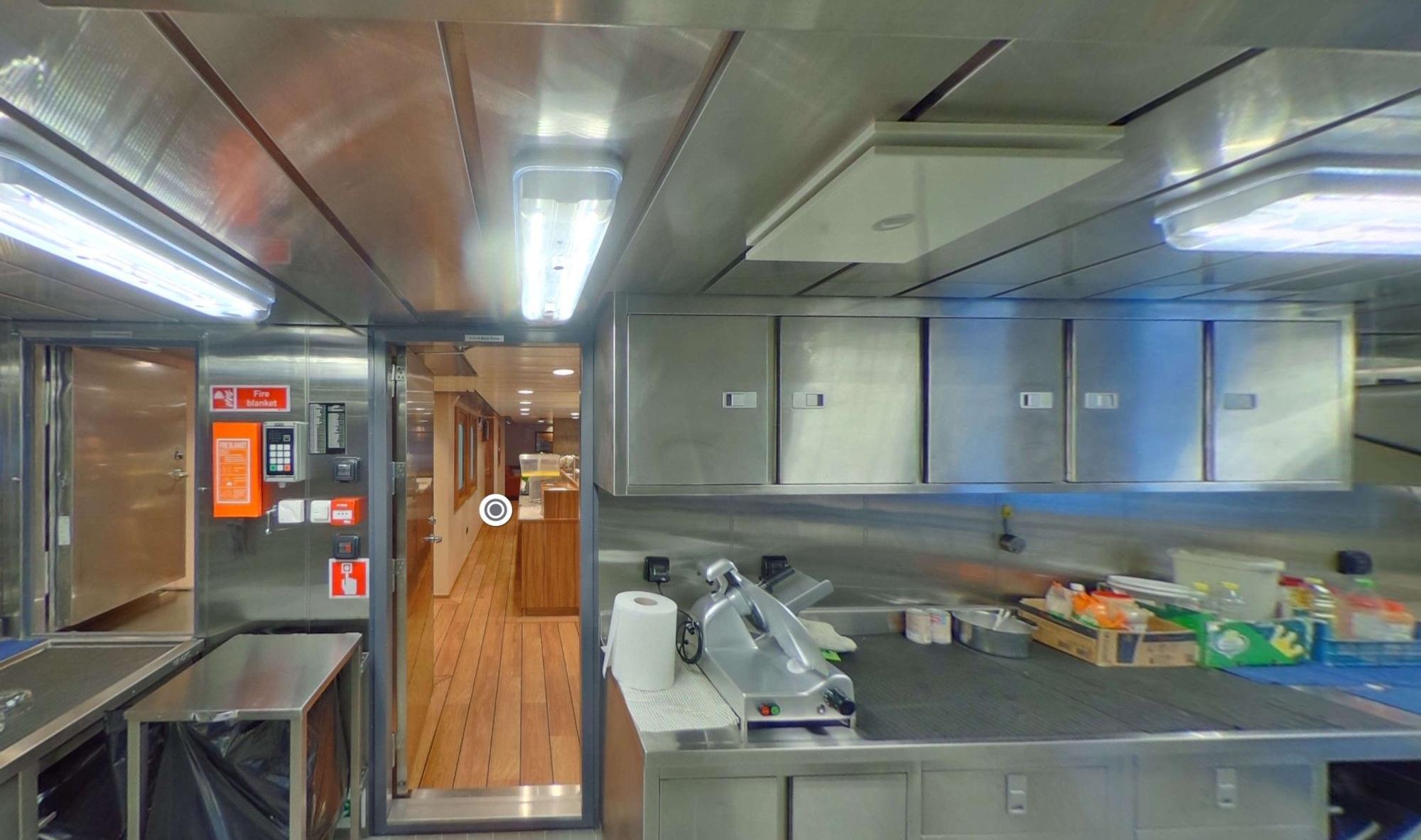 Así era por dentro el "Argos Georgia"