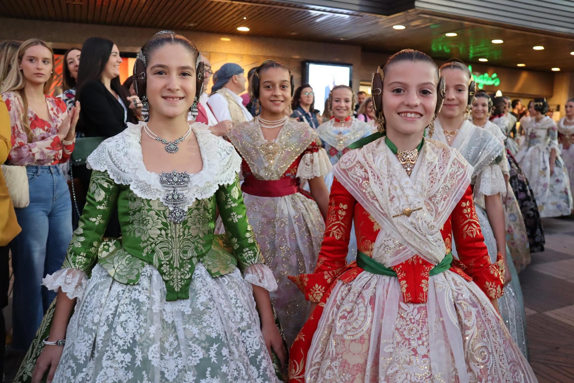 La primera gran prueba de María Estela, Marina y las cortes en la Festa per a Tots