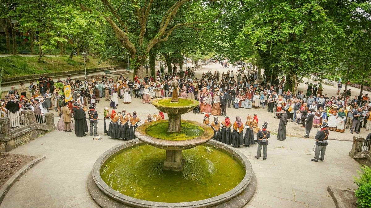 Santiago regresa a 1856 en el día grande del Banquete de Conxo