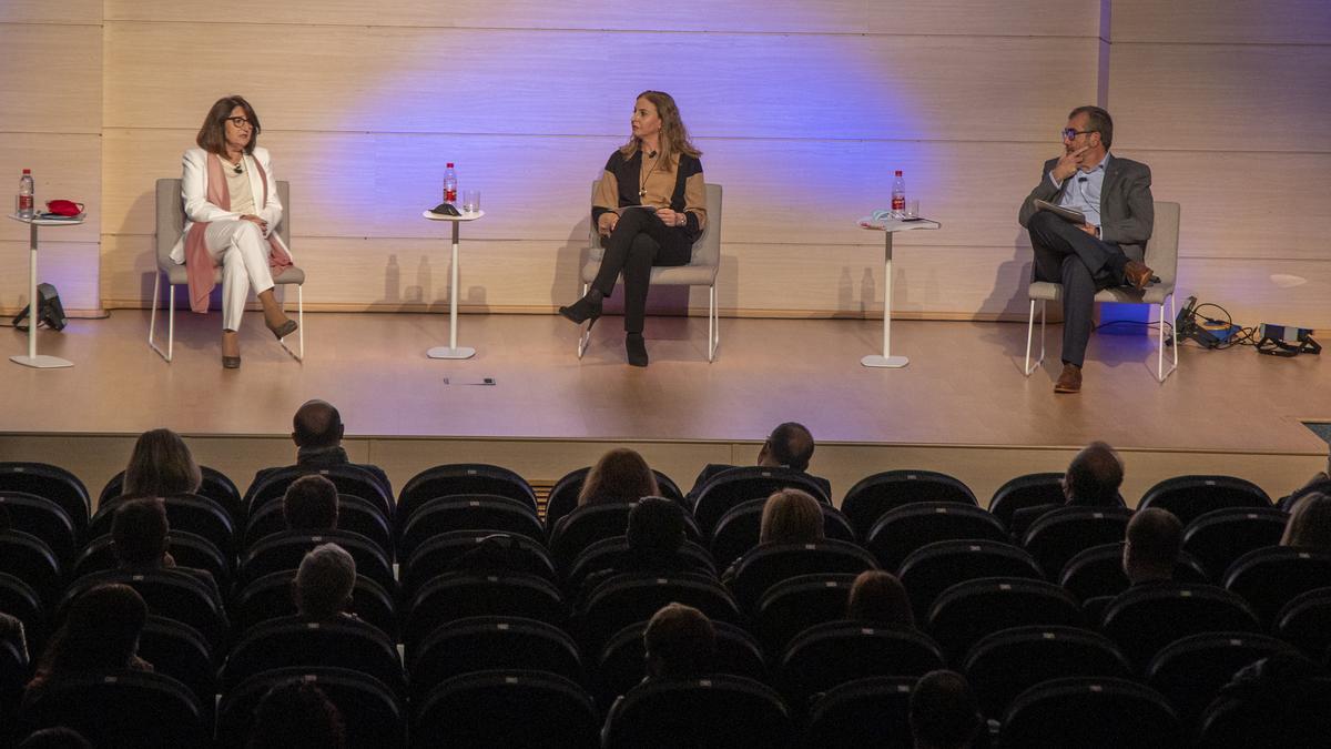 Los candidatos al Rectorado de la UA debaten sus propuestas en INFORMACIÓN