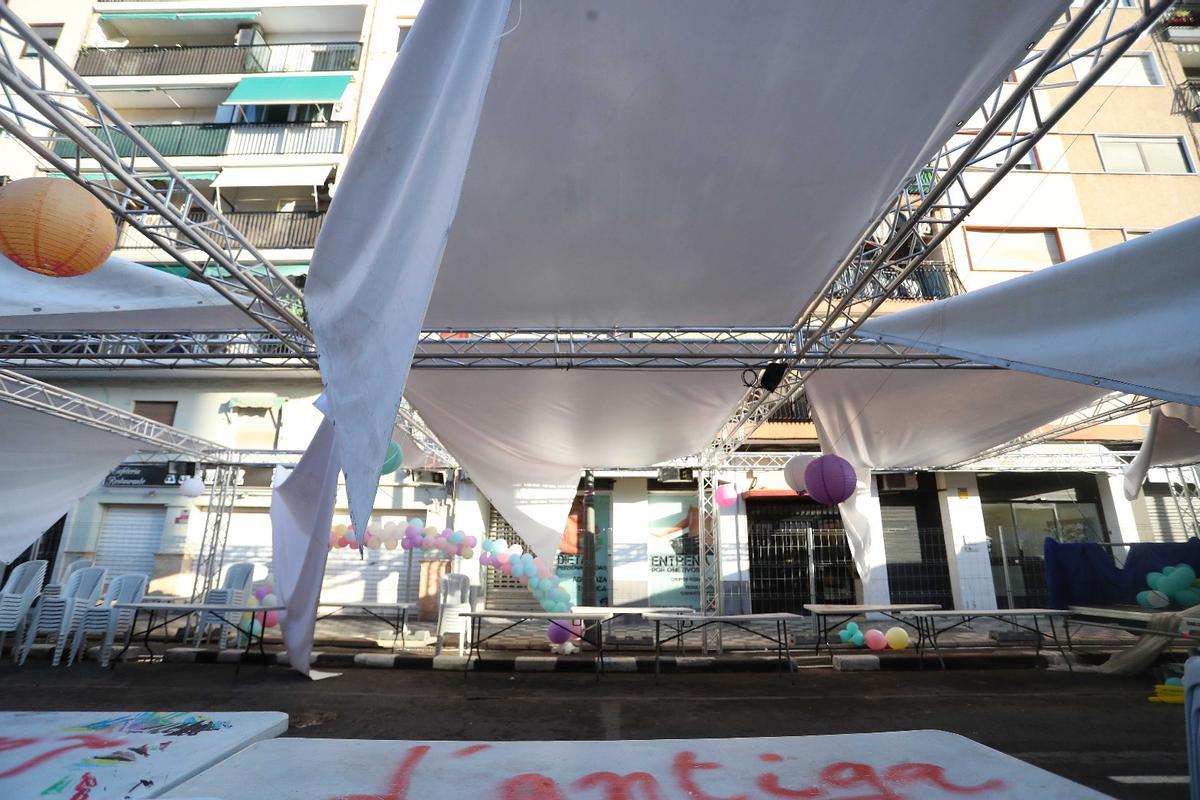 Carpa de la comisión l'Antiga de Campanar.