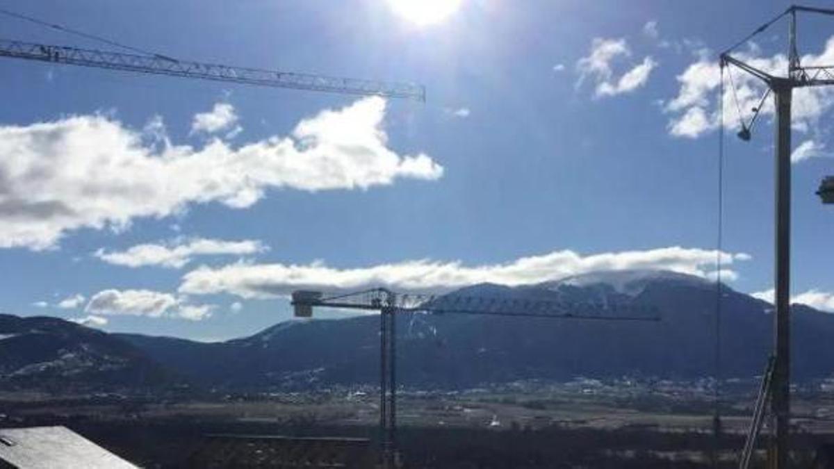 Grues en una promoció de segones residències a Cerdanya