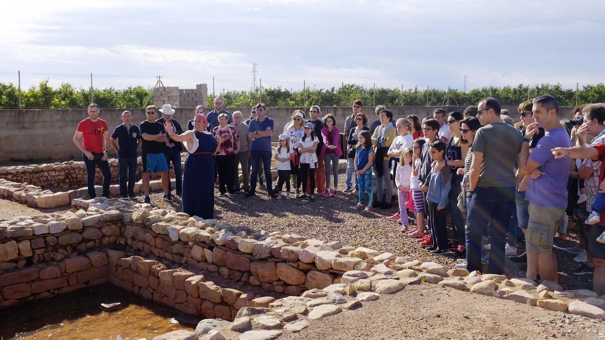 Entre los potenciales turísticos desde un punto de vista patrimonial, Nules cuenta con dos elementos diferenciadores, el yacimiento de la Vila Romana del Benicató y los vestigios bélicos de la guerra civil.
