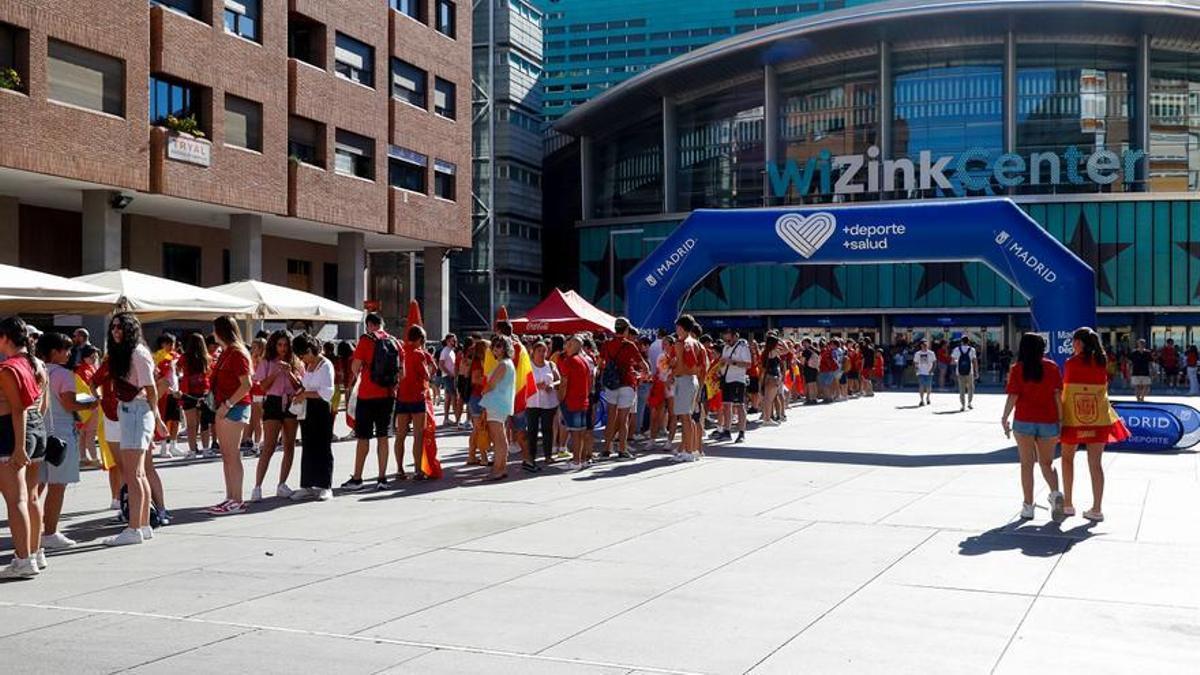 &quot;Fan Zone&quot; en el WiZink Center para seguir la final del Mundial de Fútbol femenino.