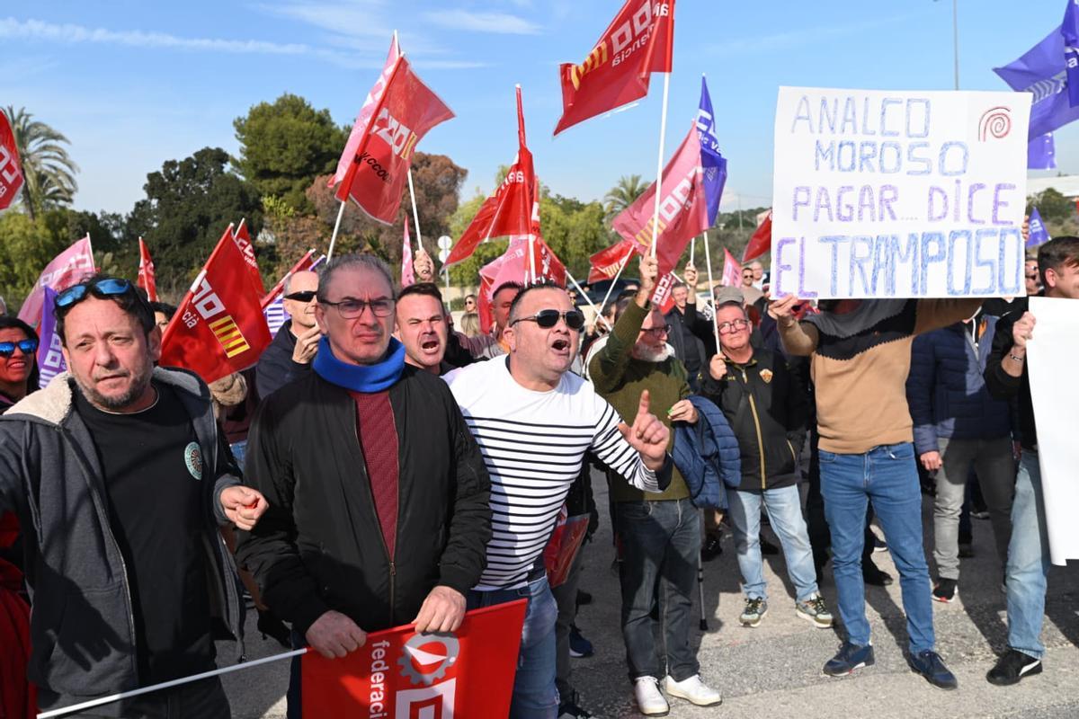 Protesta de los trabajadores de Analco en Elche