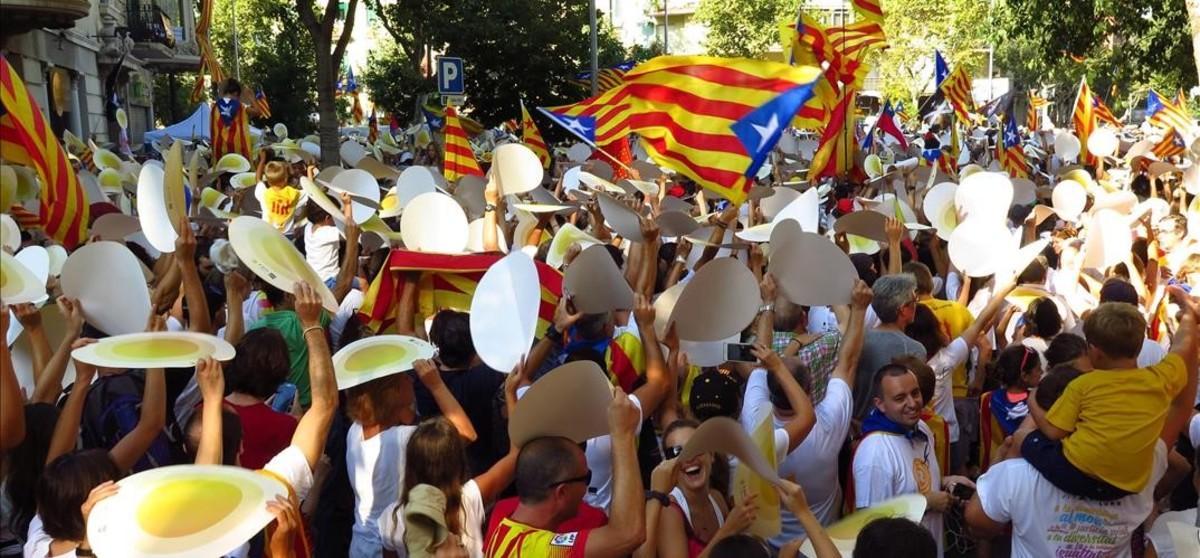 jjubierre35480520 11 9 2016 barcelona diada manifestacion en el paseo de sant 160911173059