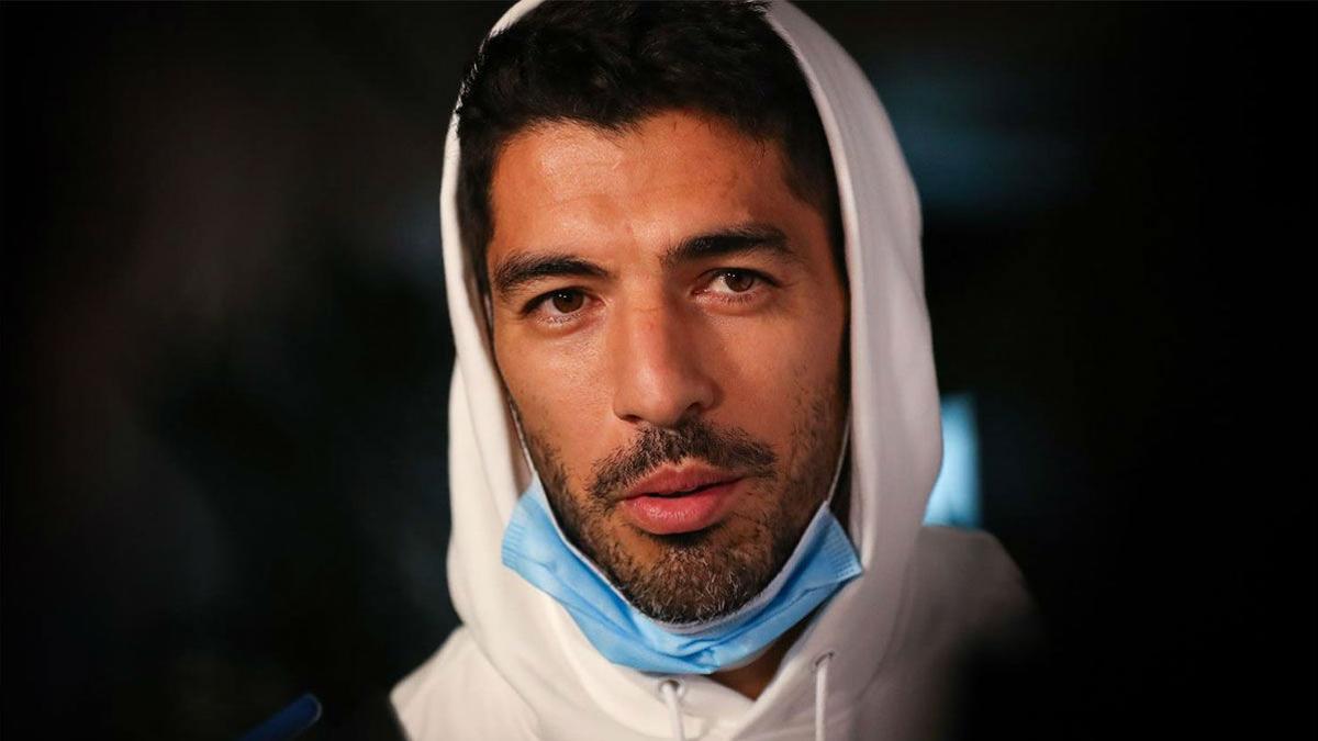 Luis Suárez llega a Uruguay "con mucha ilusión" por los partidos de eliminatorias