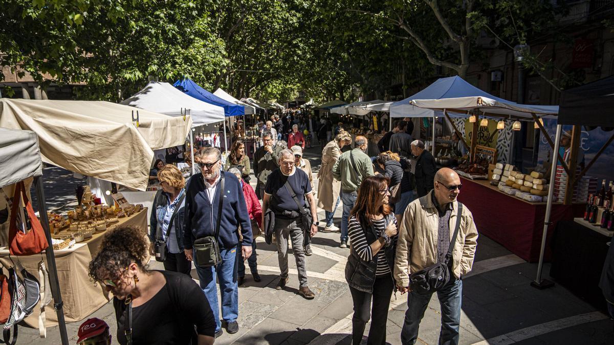Manresa convida a firar-se amb comerç al carrer, atraccions i activitats per a tots els públics a la Fira de l’Ascensió