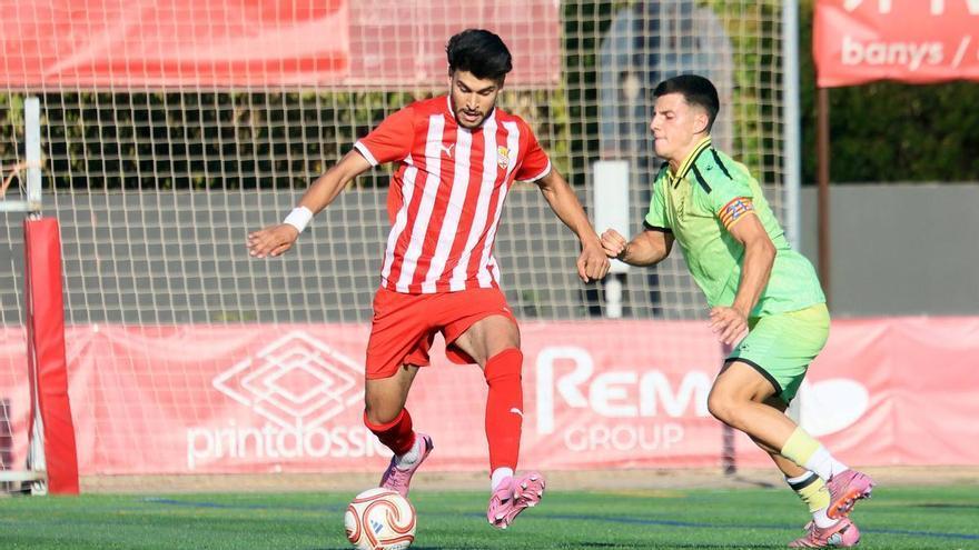 El CE Manresa perd amb l'Espanyol B en el primer partit amistós al Congost
