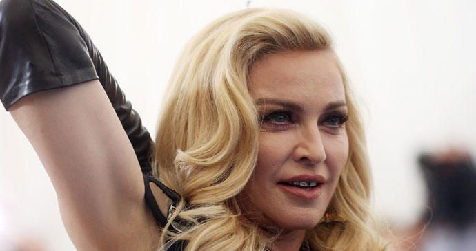 Madonna se ha reconciliado con su hijo Rocco, pero éste sigue viviendo en Londres con su padre.